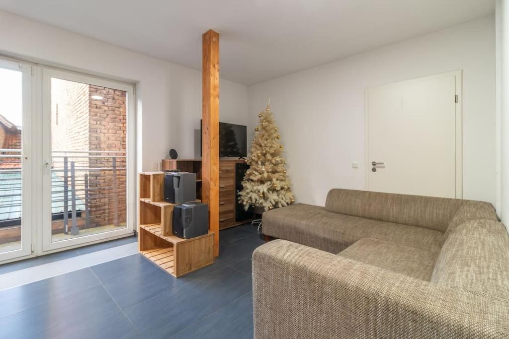 Maisonette-Wohnung Mit 5 Schlafzimmern 보스타트 외부 사진