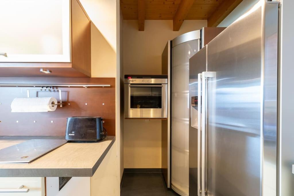 Maisonette-Wohnung Mit 5 Schlafzimmern 보스타트 외부 사진